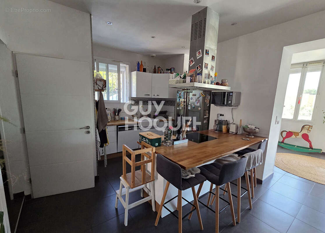 Appartement à MARSEILLE-15E