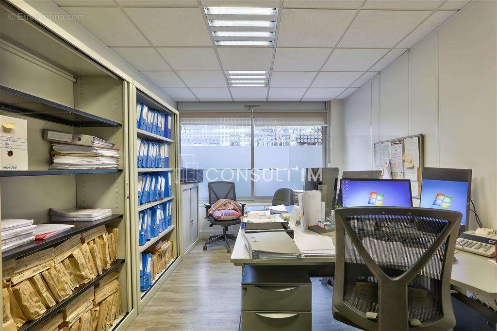 Commerce à VINCENNES