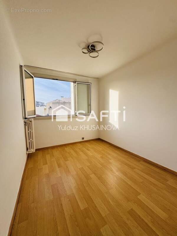 Photo 6 - Appartement à MARSEILLE-13E