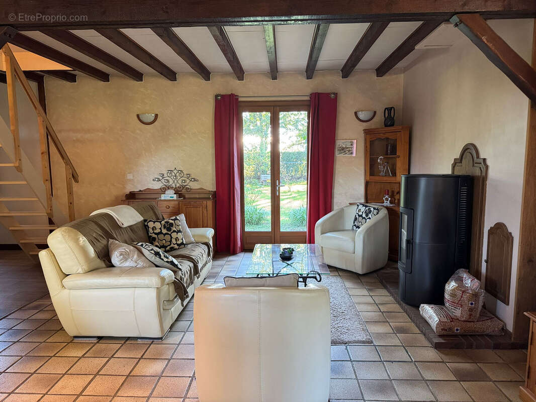 Maison à SAINT-PRIVE