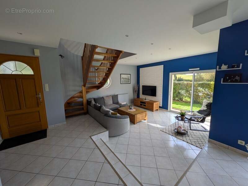Locmalo maison récente avec vie de plain pied de 5 pièces 130 m² parcelle de 2000m² clôturée - photo 5