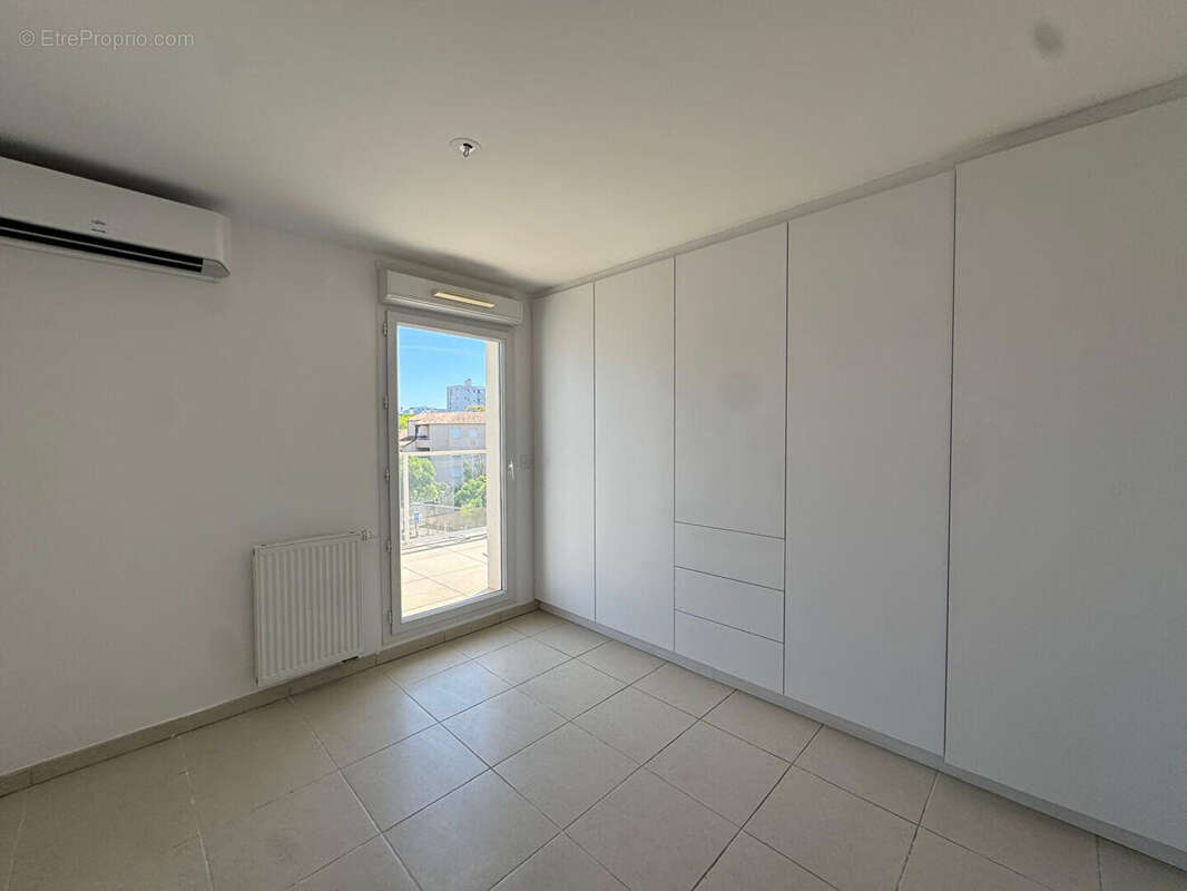 Appartement à MARSEILLE-9E