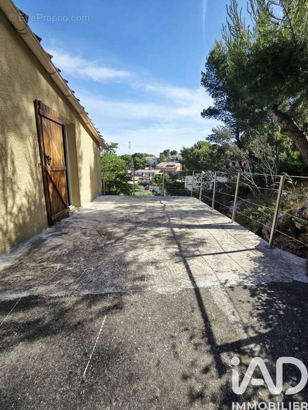 Photo 7 - Maison à ENSUES-LA-REDONNE