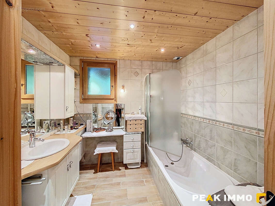 Coteau de saint roch chalet 215 m2 face mont blanc - photo 11