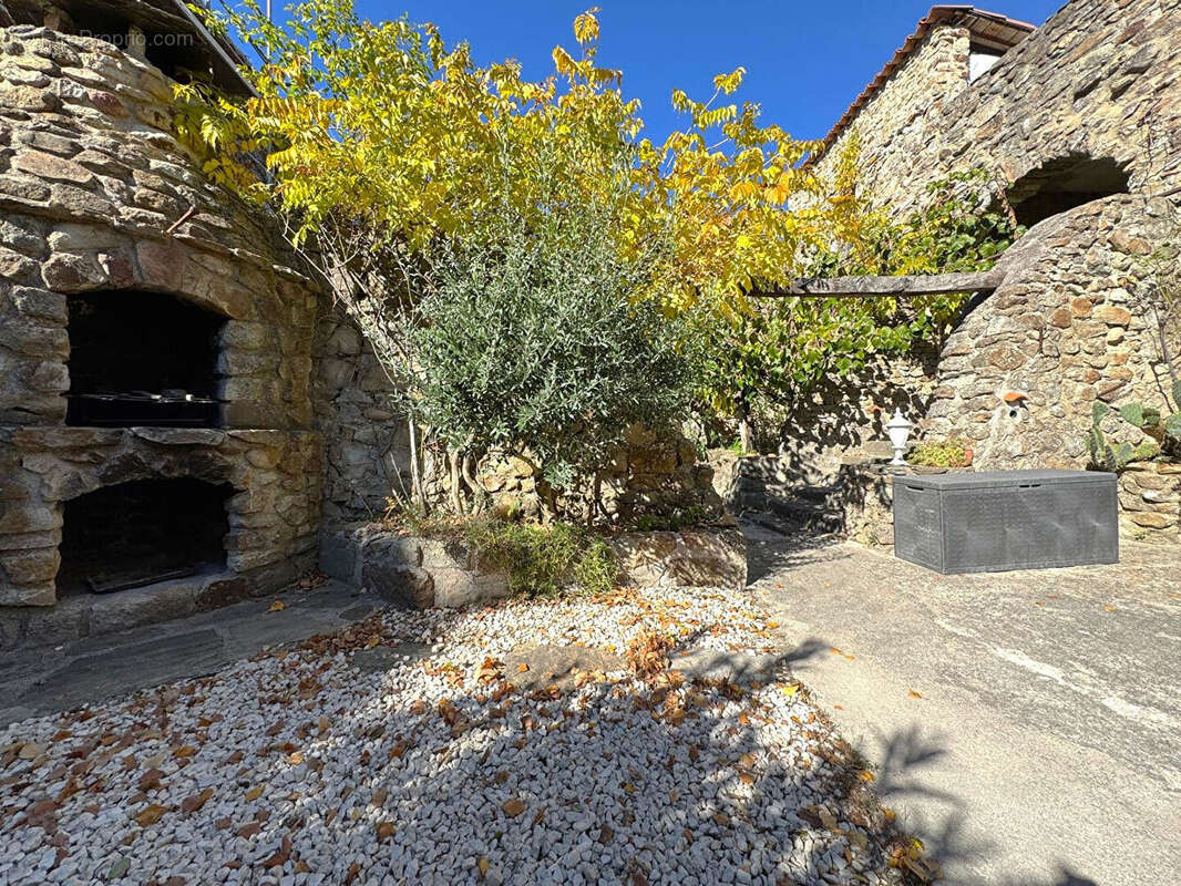 Maison à SAINT-FLORENT-SUR-AUZONNET