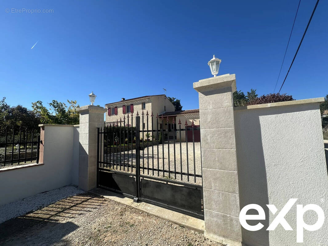 Maison à SAINT-MAXIMIN-LA-SAINTE-BAUME