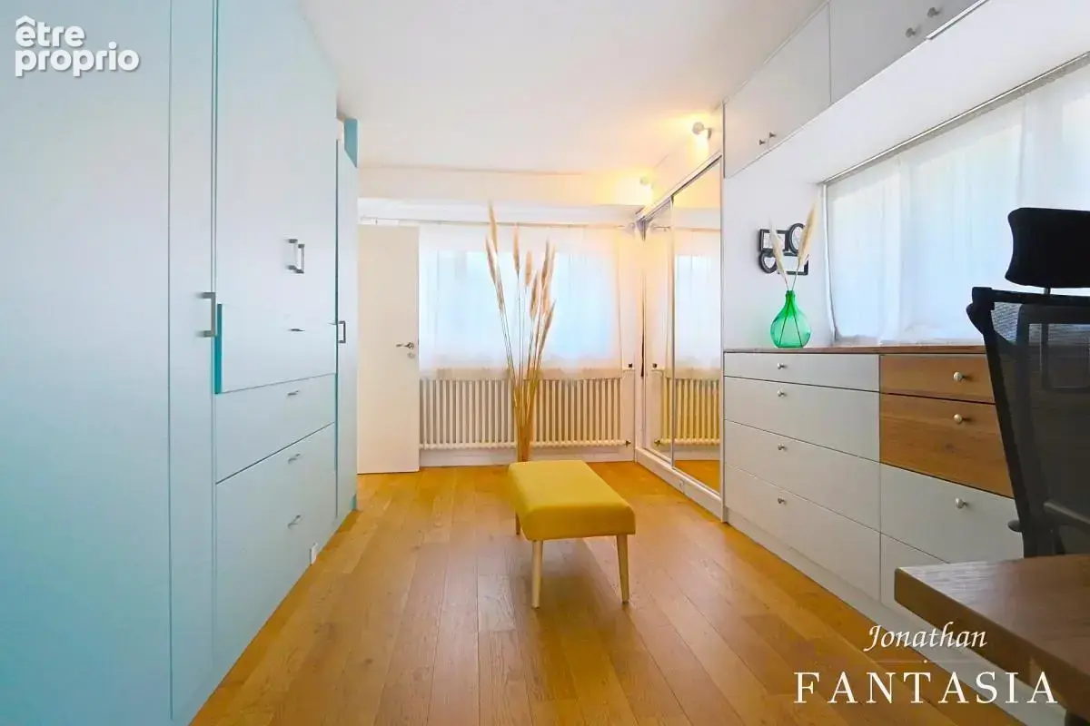 LA MAXE – Maison familiale de 230 m² au sol avec piscine chauffée et généreux espaces extérieurs - photo 17