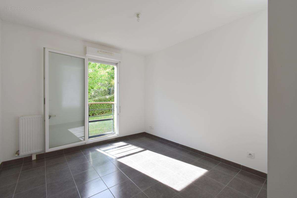 Appartement à EPINAY-SUR-ORGE