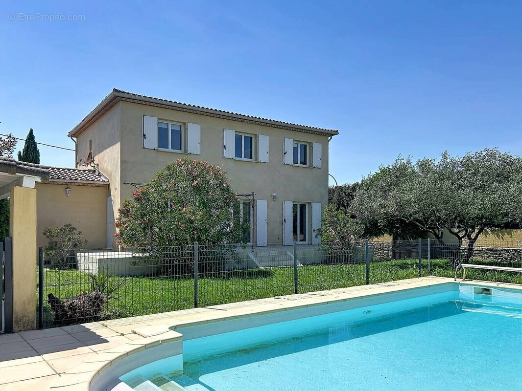 Maison à CALVISSON