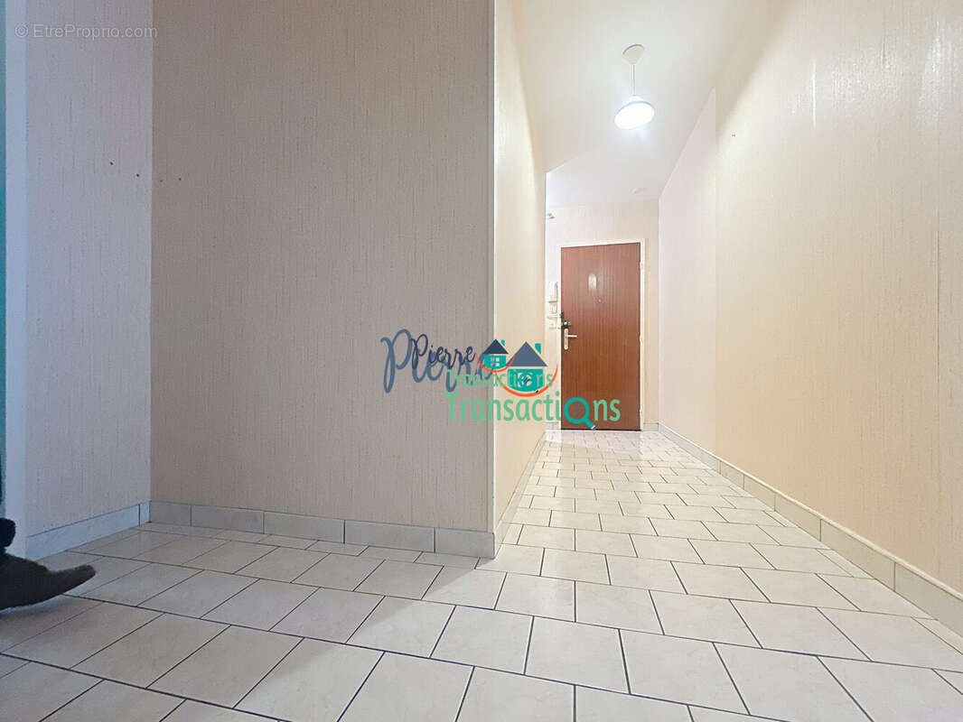 Appartement à LILLEBONNE