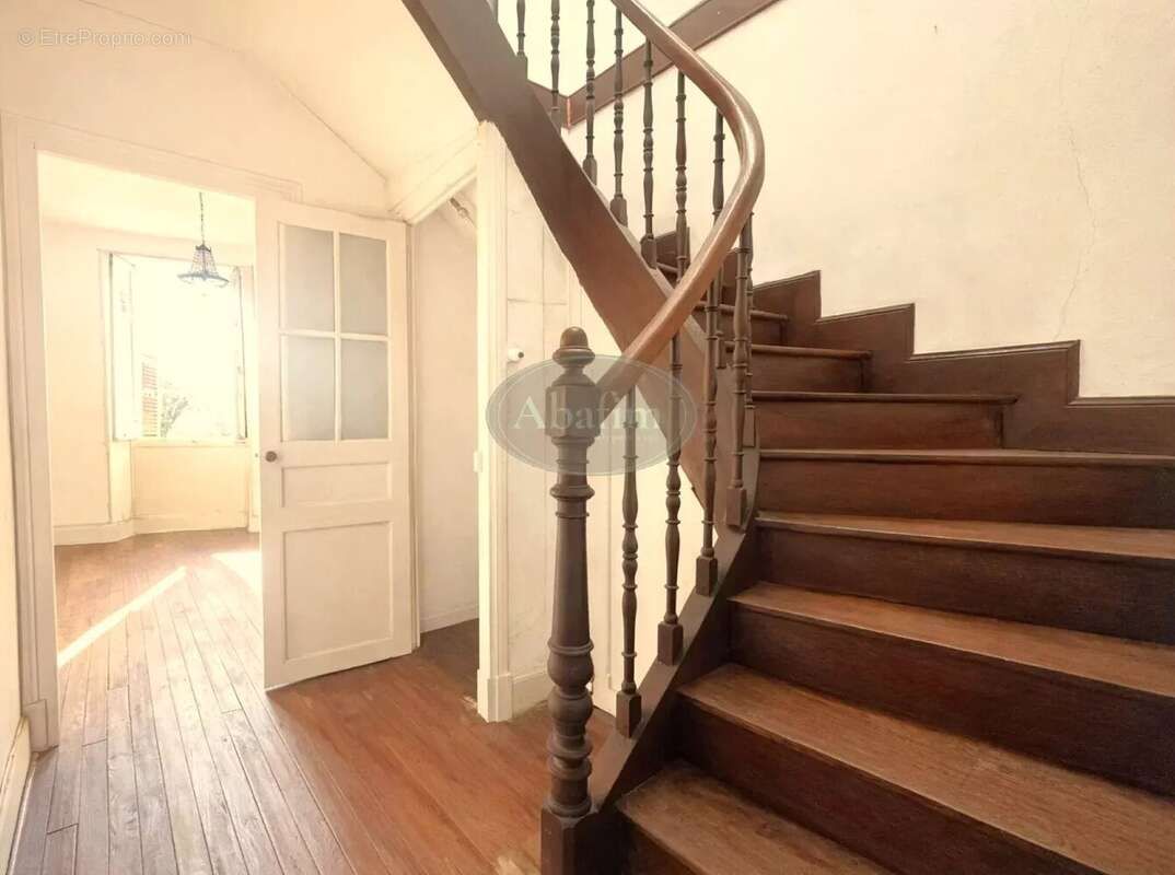 Maison à OLORON-SAINTE-MARIE