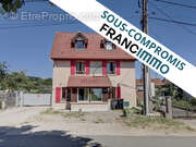 Maison à MONTECHEROUX
