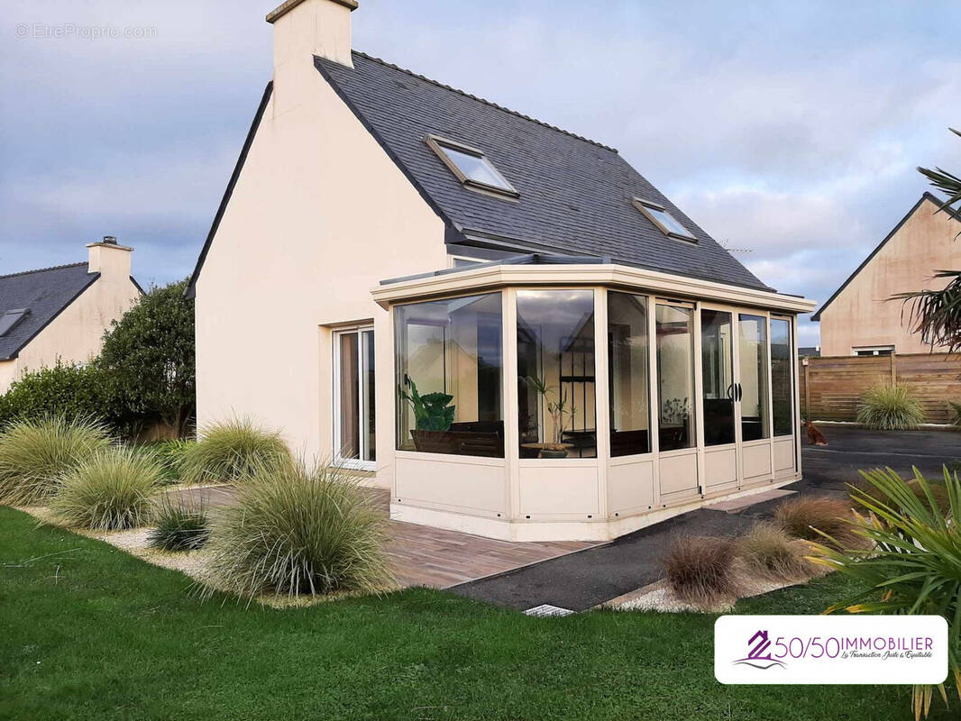 FACADE SUD - Maison à GUISSENY