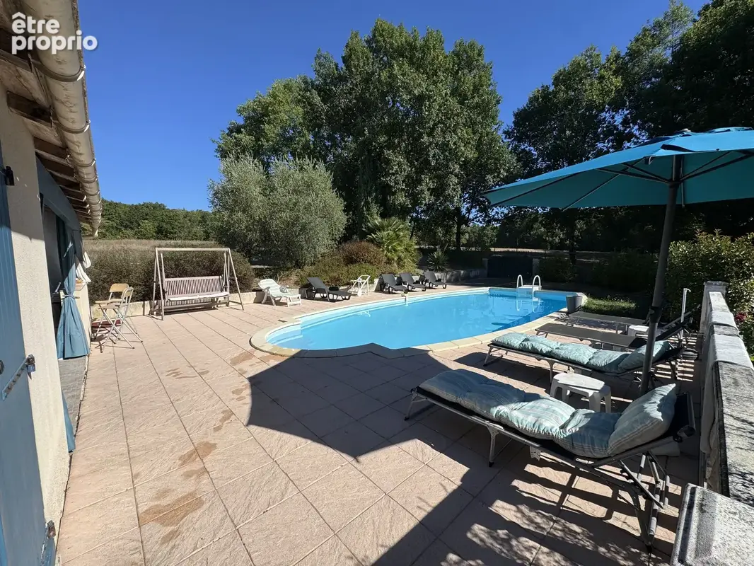 Maison 7 pièces 197 m² à vendre à Rioux-Martin (16210) - photo 8