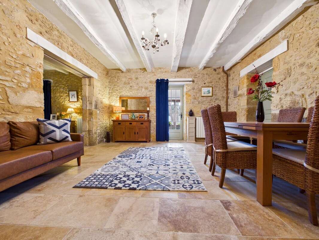 Maison à LALINDE