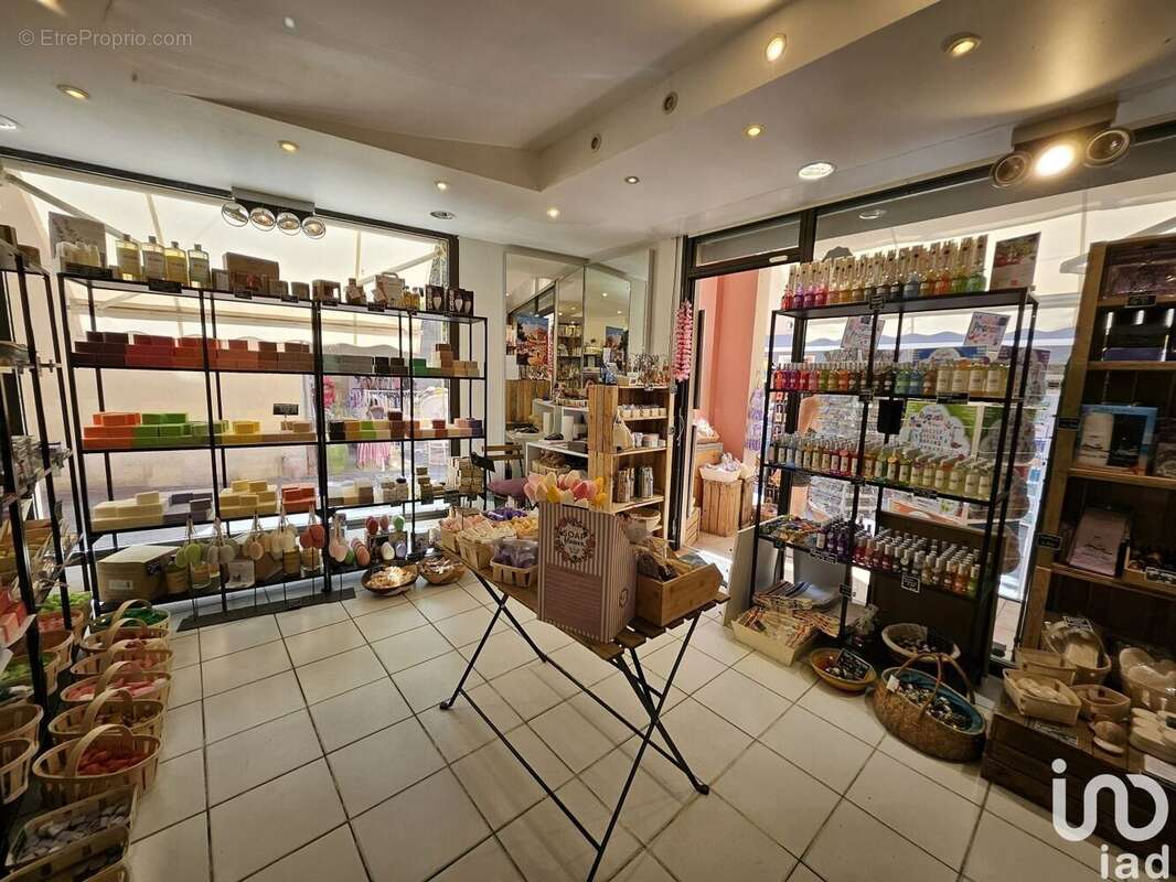 Photo 7 - Commerce à SANARY-SUR-MER