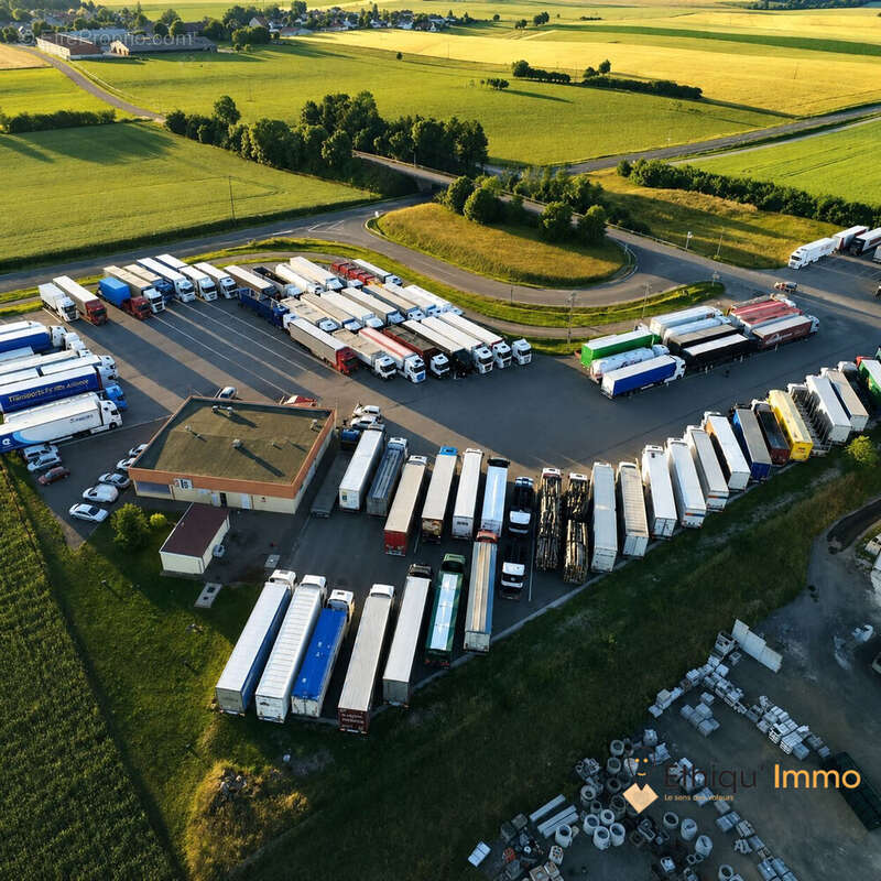 250 m² à Semoutiers-Montsaon  - photo 2