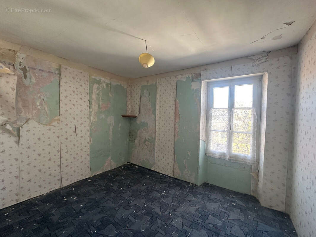 Maison à L'ILE-D'ELLE