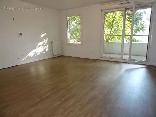 Appartement à MORANGIS