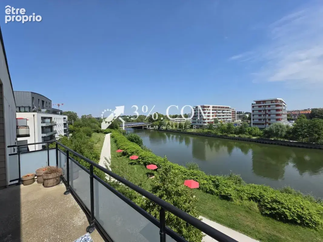 Saint André lez Lille, T3 de 64m2 avec balcon et parking - photo 2