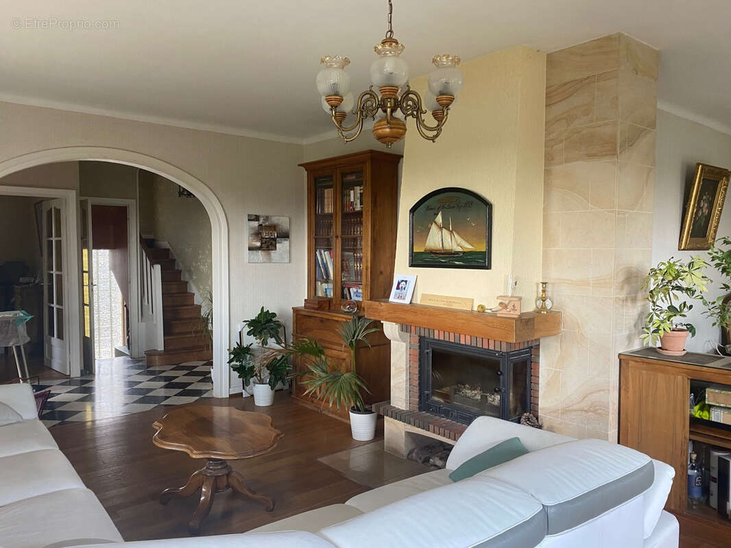 Maison à SAINT-CYR-AU-MONT-D'OR