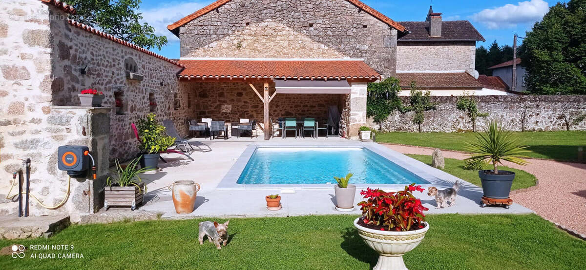 1765969482934 - Maison à PIEGUT-PLUVIERS