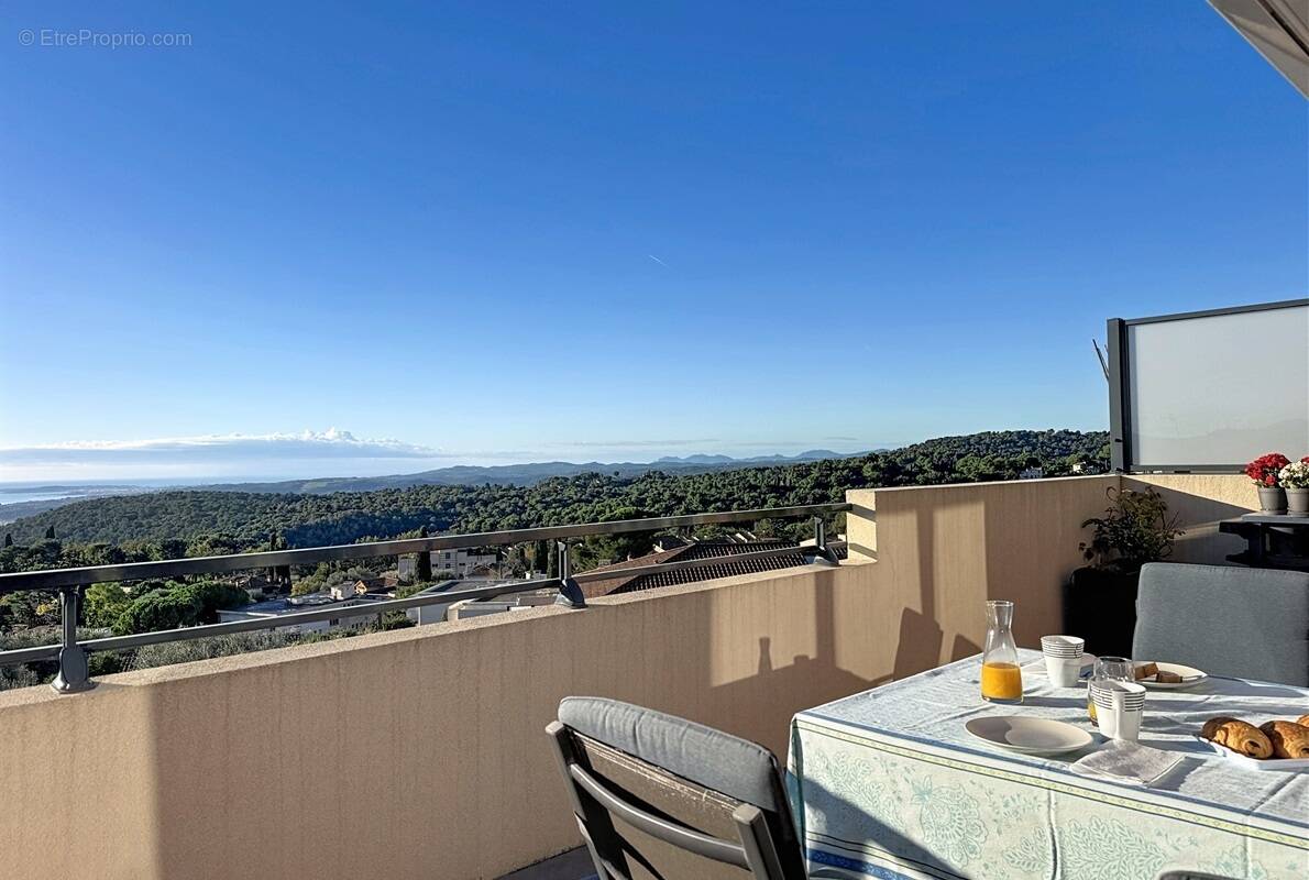 Appartement à VENCE