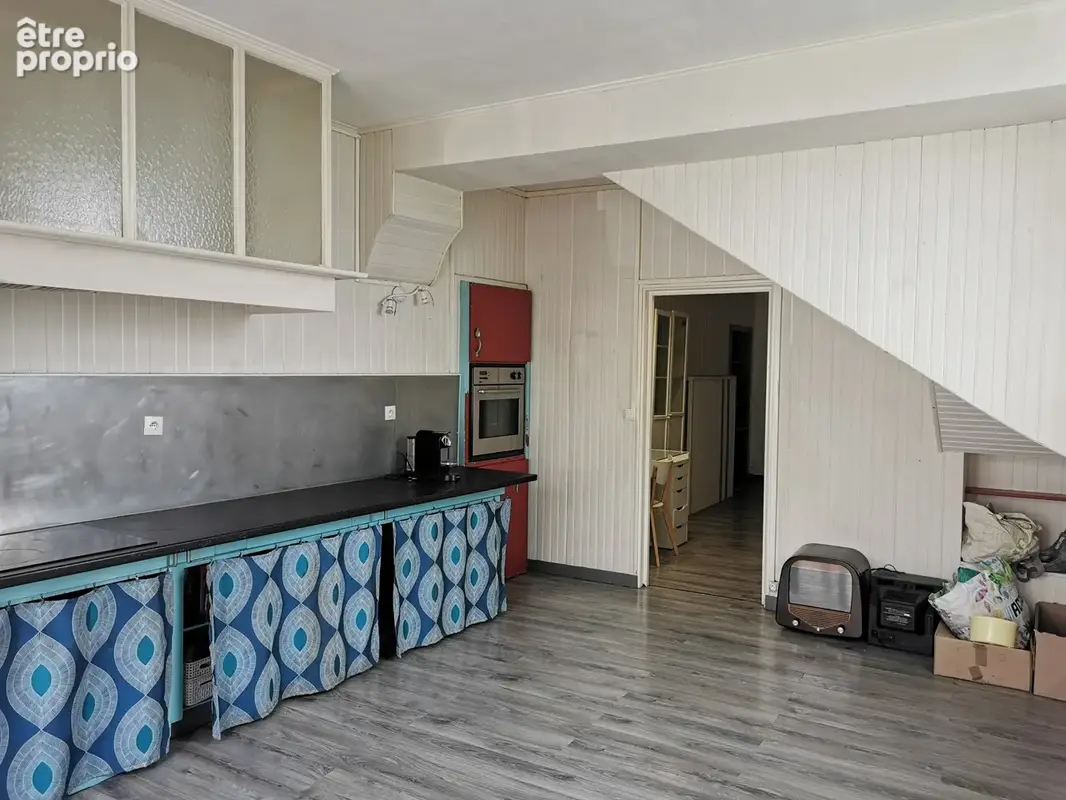 Maison en pierres avec terrain,  garages et combles aménageables - photo 4