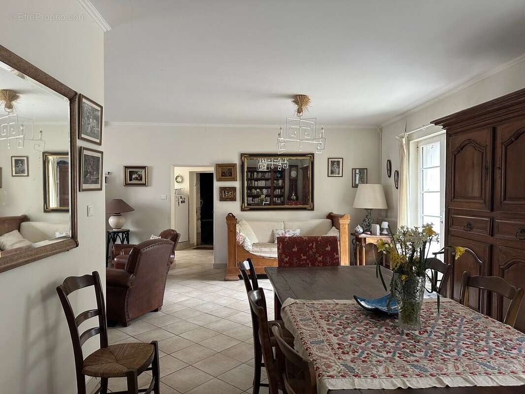 Maison à SAINT-AULAYE