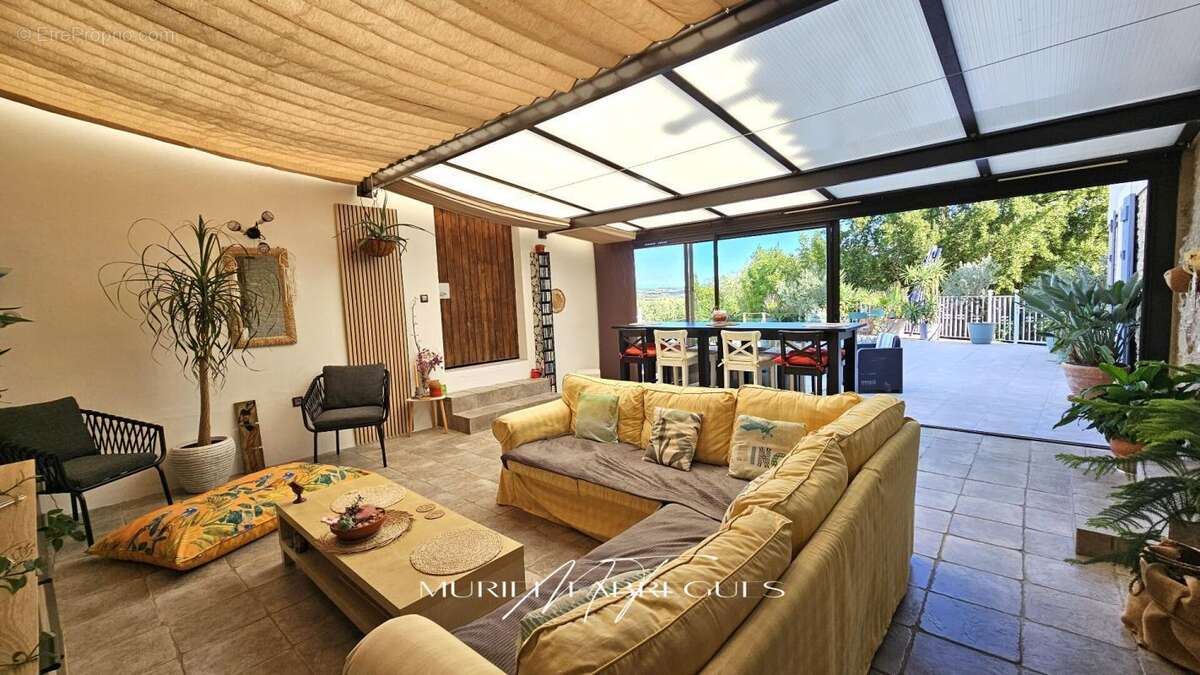 Maison à SAINT-MARTIN-LALANDE