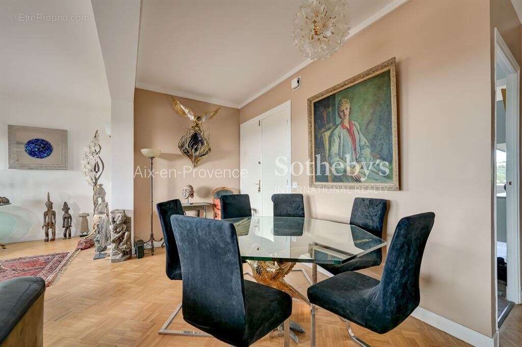 Appartement à AIX-EN-PROVENCE