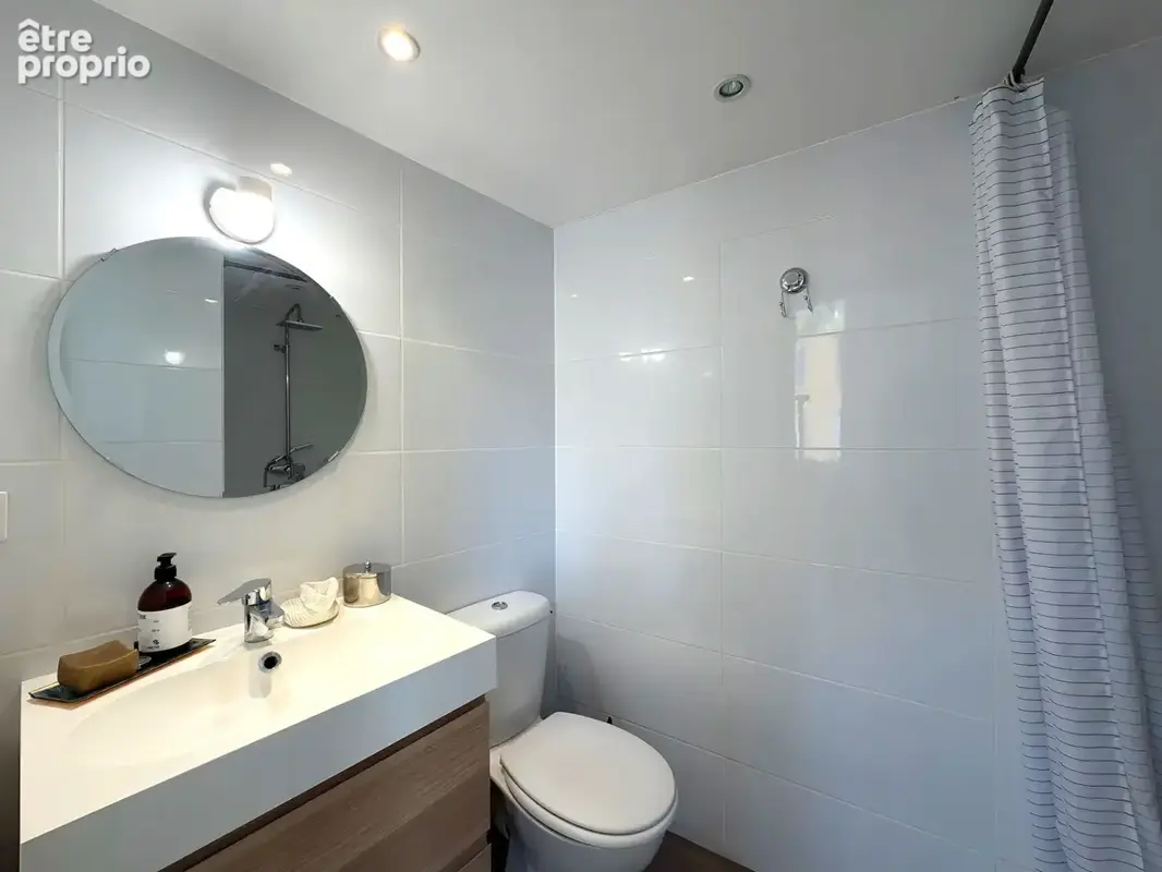Aix En Provence Centre Ville - Studio + mezzanine - 19 m2 - photo 3