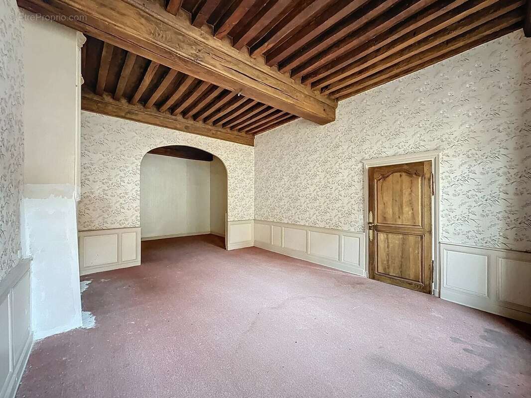 Appartement à SAULIEU