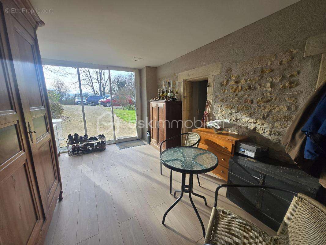 Magnifique Corps de Ferme de 188 m² à Chaulgnes - photo 17