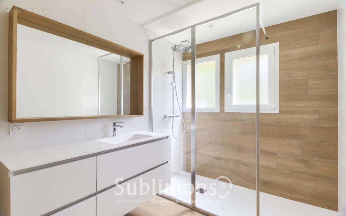 Maison à LOCOAL-MENDON