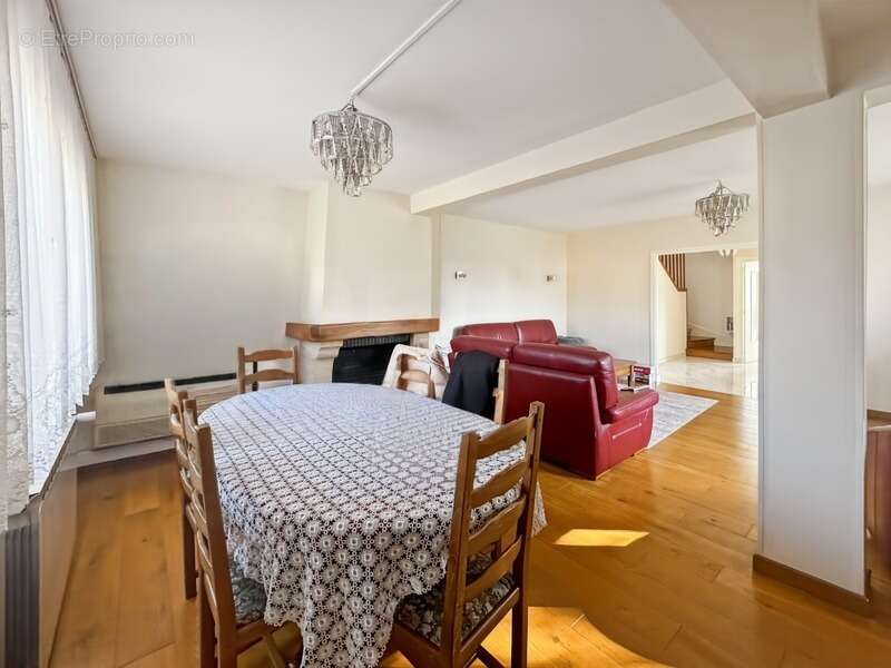 Maison à FONTAINE-LES-DIJON