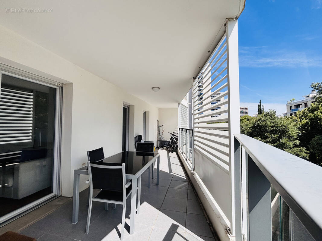 Appartement à MARSEILLE-9E