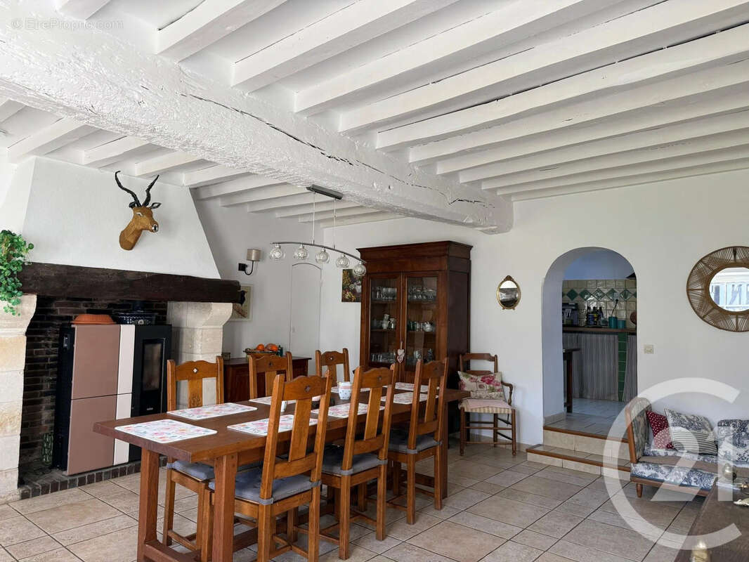 Maison à CHAMPIGNY-LA-FUTELAYE