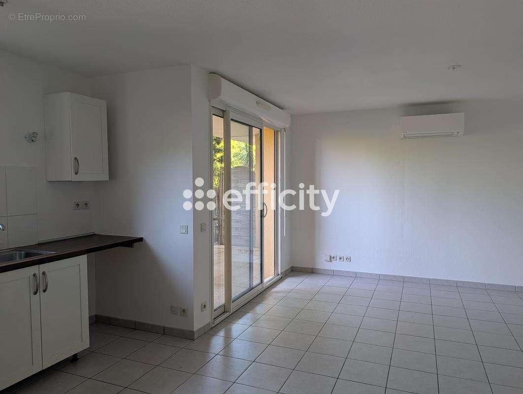 Appartement à SAINT-CHAMAS