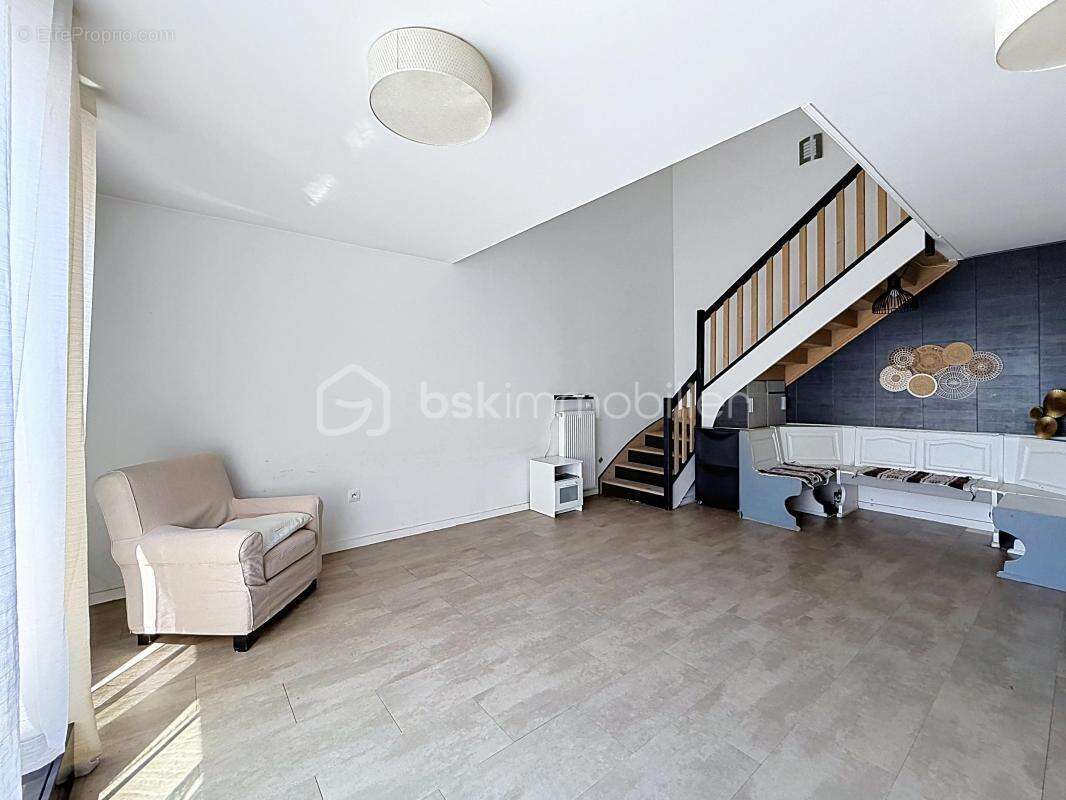 Appartement à LIMEIL-BREVANNES