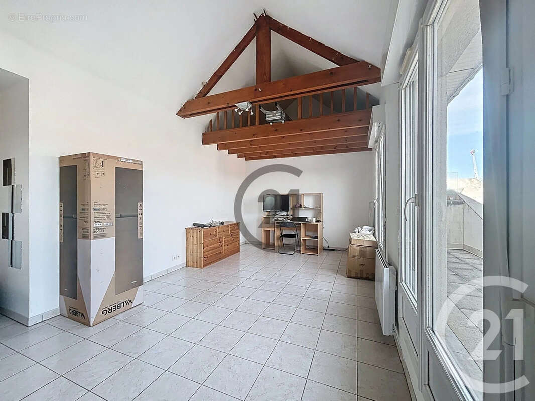Appartement à MONTEREAU-FAULT-YONNE
