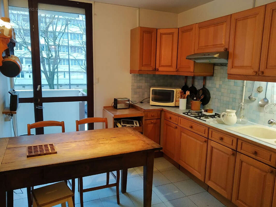 Appartement à IVRY-SUR-SEINE