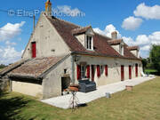 Maison à POUZY-MESANGY