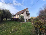 Maison à SAINT-PIERRE-SUR-DIVES
