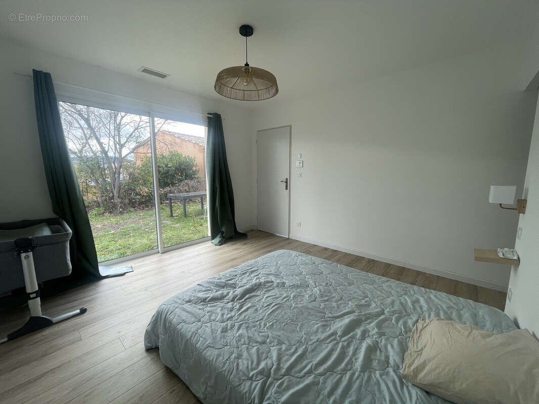 Maison à SAINT-FELIX-DE-LODEZ