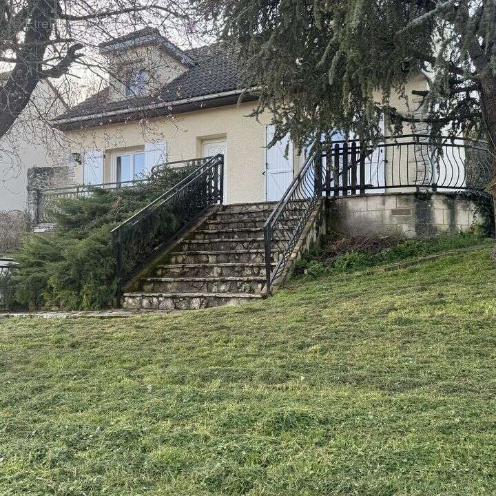 Maison à GUILLERVAL
