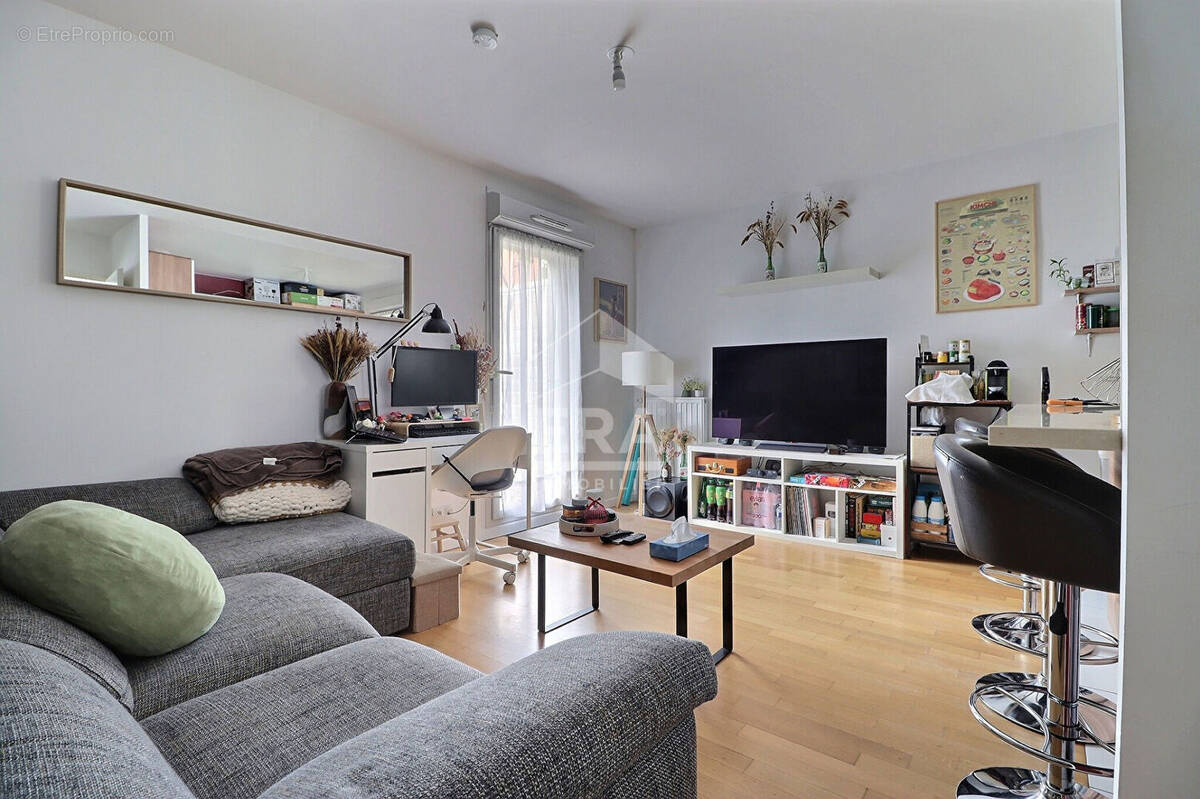 Appartement à AUBERVILLIERS