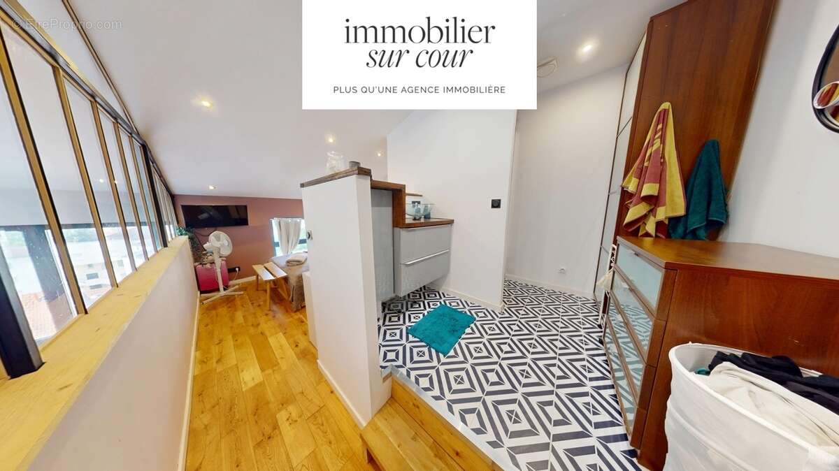 Appartement à SAINT-ETIENNE