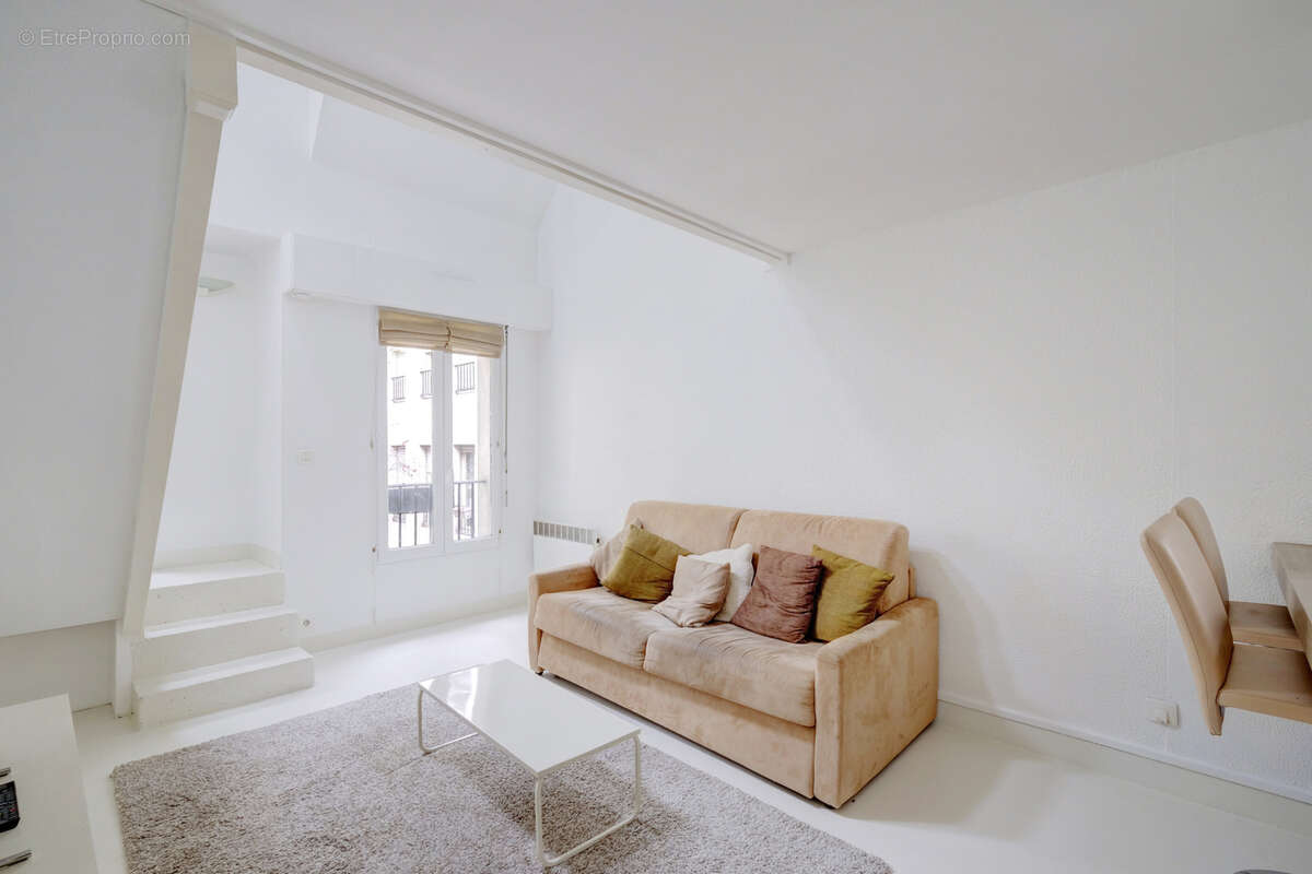 Appartement à PARIS-4E