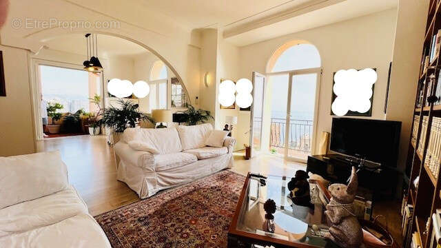 Appartement à BEAUSOLEIL